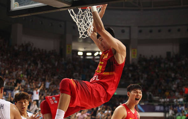 大魔王周琦末节超神 <em>中国男篮</em>20分<em>逆转</em>险胜韩