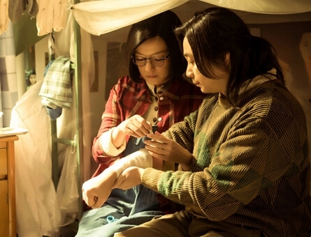 港囧首日破2亿遭吐槽 没泰囧好看演员太装-港囧