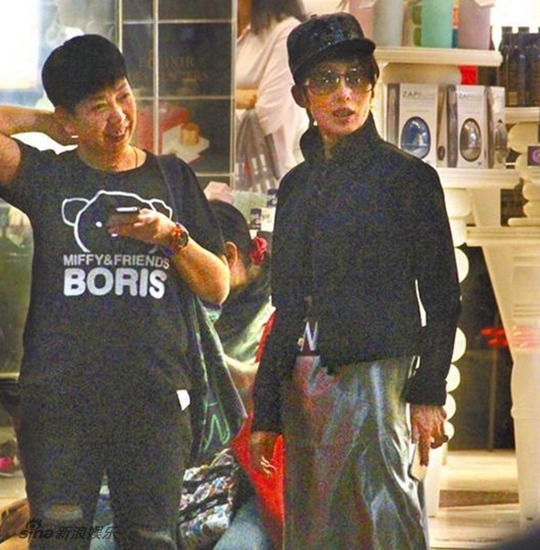 47岁 张敏 现身无人识  老公 近照曝光- 张敏 -东北网