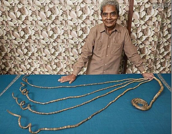  指甲62年不剪  胆小网友请慎看--东北网娱乐