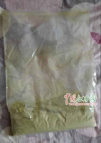  景区 药铺 现天价草药  铁皮石斛原来长这样(图