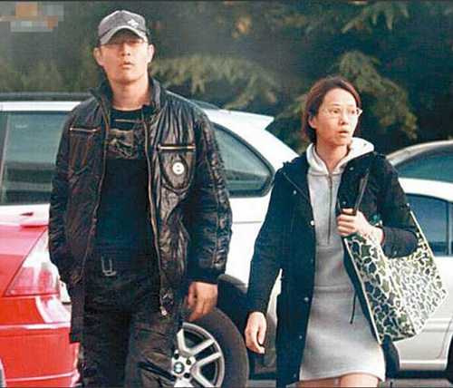 又手滑?曝伊能静点赞“牵手门”男主黄维德(图)--东北网娱乐