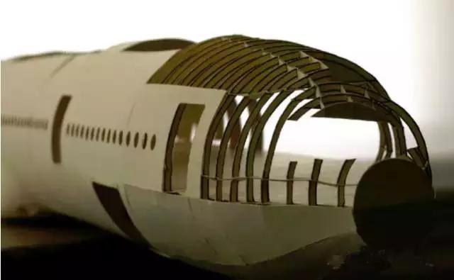 你做的真不叫手工:超仿真波音777纸飞机,折了7年-波音777-东北网国际