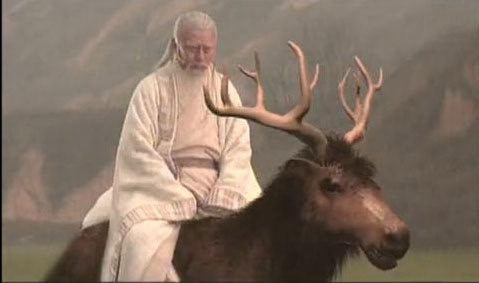  老人自称捕到神兽 四不像 血腥肢解后叫卖被拘