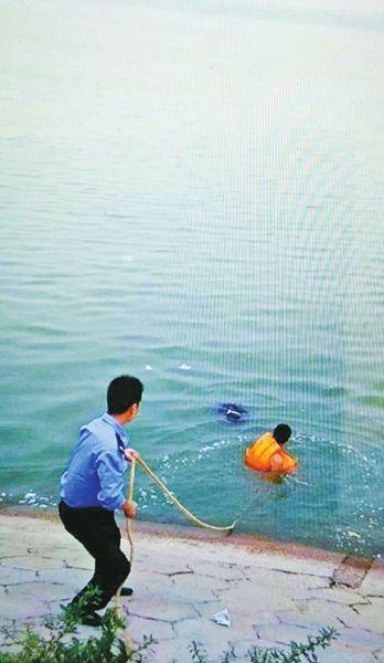 女子溺水男友离开劝家属尽早火化 揭秘到底什