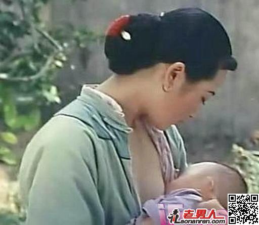 女星重口味喂奶照大曝光 谁喂奶更自然?