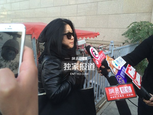  张铁林私生女 母亲已确认: 张铁林私生女 照片曝