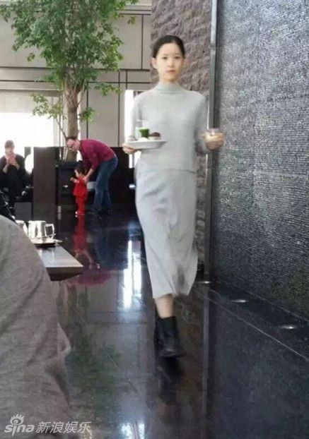  奶茶妹挺大肚外出 、大S已有二宝 女神2015年