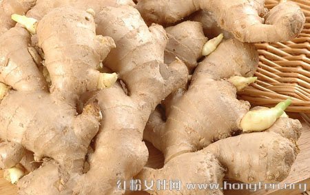 食疗禁忌:吃生姜不驱寒反伤身的六大人群