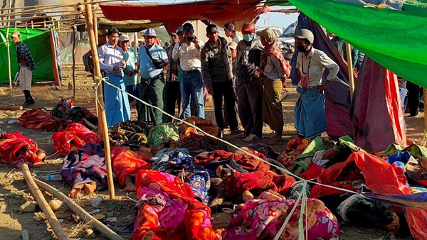 缅甸玉矿山体滑坡百人丧命 冒生命危险废墟寻