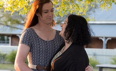 为爱 助男友变性  男友变女闺蜜是有多放得开!-男