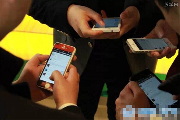  红包只抢不发被打  为5元红包将人打伤赔偿两千