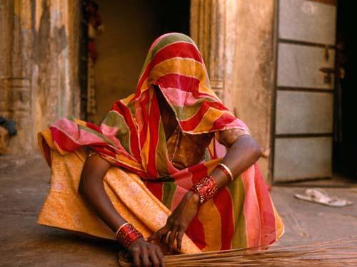  把妻送人抵赌债 (组图):只值4765元!痴情妻子盼