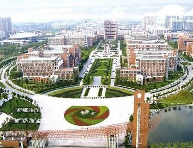 全亚洲校门最宽的大学:杭州电子科技大学图片