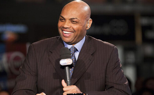 巴克利手舞足蹈庆祝 维拉诺瓦 NCAA 夺冠 (gif)-巴