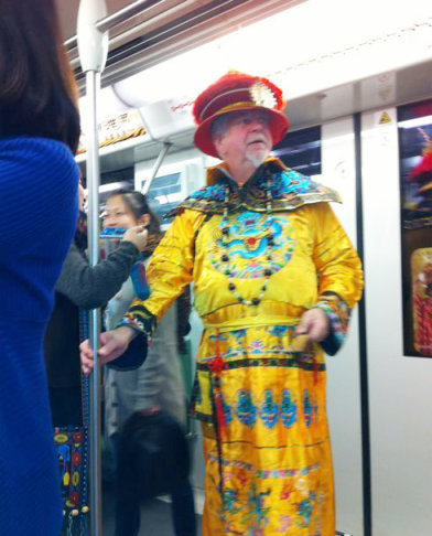  女子地铁呵斥色狼 (组图)网友绘制地铁色狼图,看