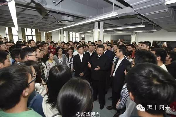 习近平:年青人要学好文武艺