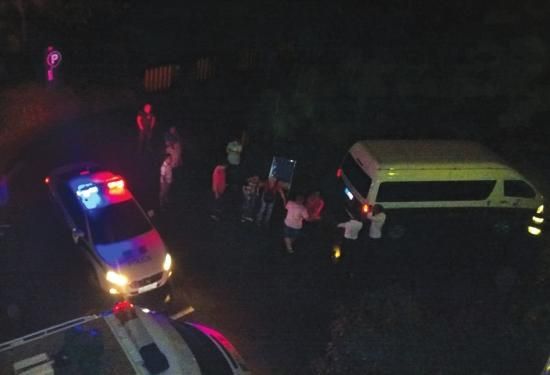 到底发生了什么? 长沙夫妻先后身亡  男子身有刀