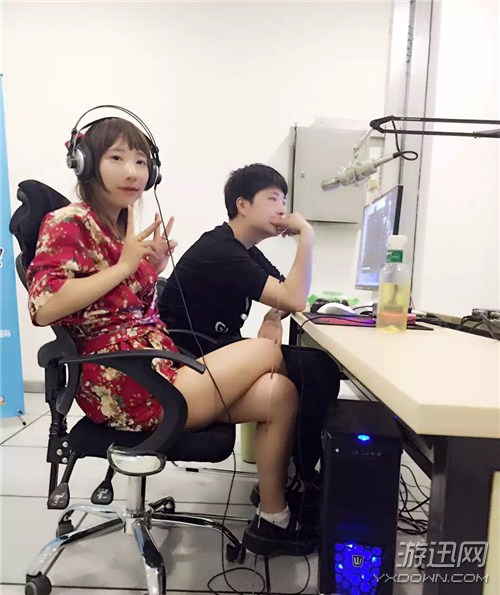 揭秘中国电竞女团:收入不及男团零头、只能窝