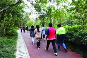  大学开减肥必修课 :减多少体重算相应成绩(图)-