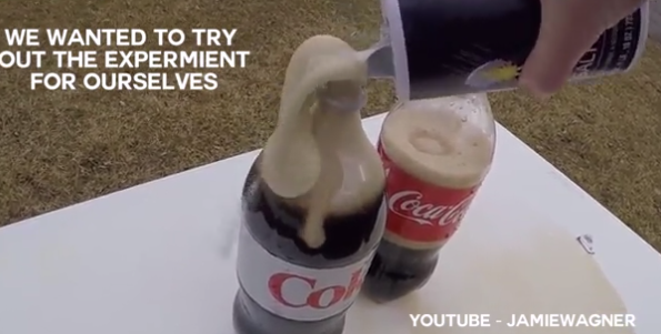 城会玩 可乐中加盐可制造出喷泉-可乐|可乐加盐