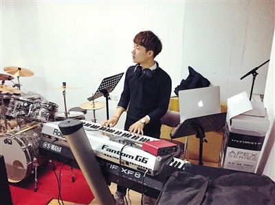 登上《中国新歌声》 蒋敦豪曾在火锅店驻场过