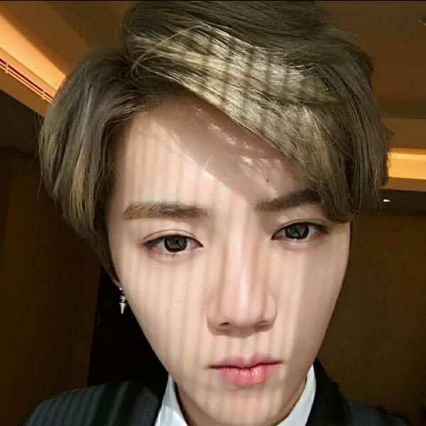 鹿晗黄子韬郑元畅王凯谁弯谁直? 贵圈直男报！