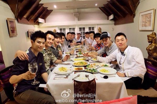 鹿晗黄子韬郑元畅王凯谁弯谁直? 贵圈直男报！