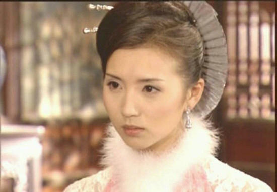 古装剧以扇为饰的六大女星 最美不是贾静雯