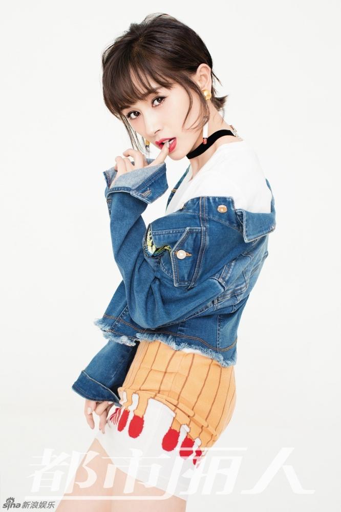 王子文杂志大片 可俏皮可温婉显双面本色-王子