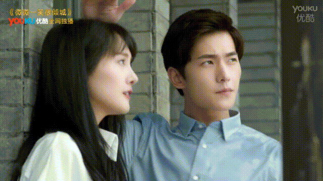 杨洋郑爽《微微一笑很倾城》第一集就结婚 这剧情是坐上了火箭？