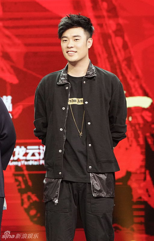 陈赫加盟《喜剧》 重回舞台搭档贾玲