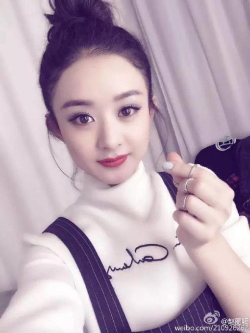 她年近30依旧少女是收视保障 包子脸比尖脸好看