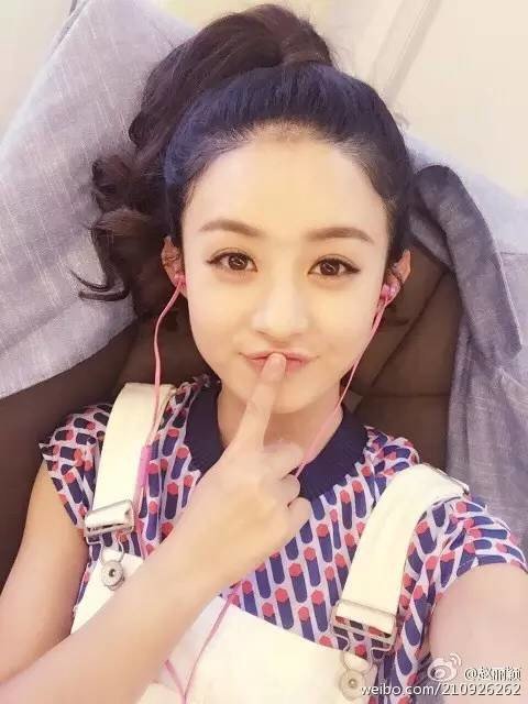 她年近30依旧少女是收视保障 包子脸比尖脸好看