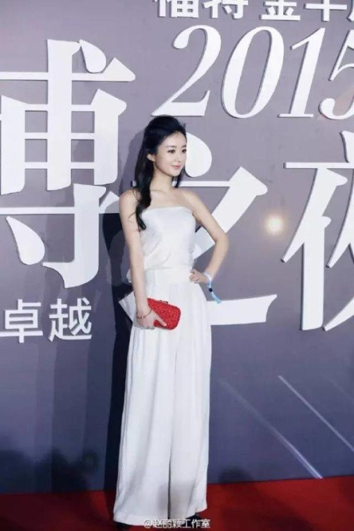 她年近30依旧少女是收视保障 包子脸比尖脸好看