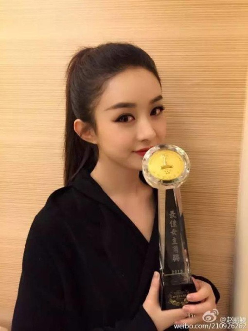 她年近30依旧少女是收视保障 包子脸比尖脸好看