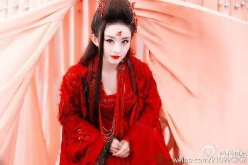 她年近30依旧少女是收视保障 包子脸比尖脸好看