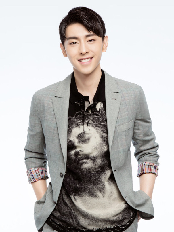 邓伦饰演《欢乐颂2》谢滨 与关关有感情纠葛