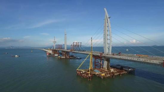 世界最长的跨海大桥主体贯通 中国桥梁有多牛？