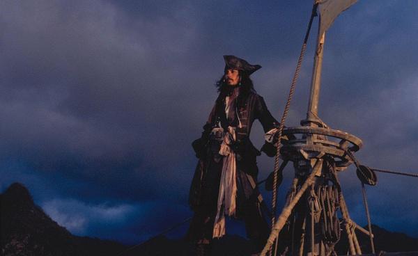 《加勒比海盗5》预告片 德普重出江湖