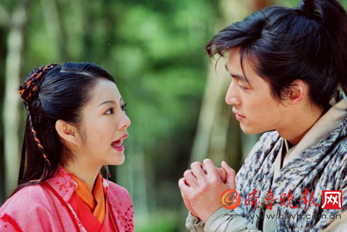 胡歌微博沦陷被催婚 拉彭于晏垫底:他也没结啊