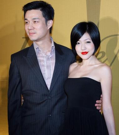 超能忍!出轨男星都有个看得开的好太太-出轨,