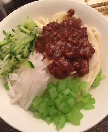 明星做饭哪家强？“侯亮平”竟是厨神！