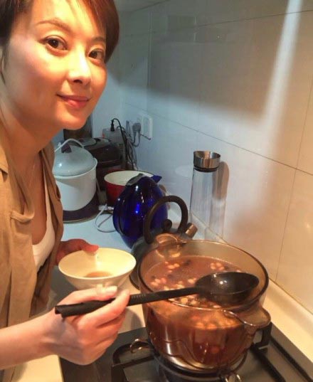 明星做饭哪家强？“侯亮平”竟是厨神！