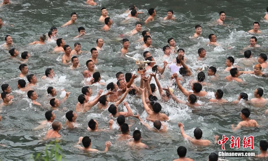 全国各地庆祝端午节 弘扬传统文化