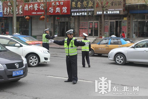哈尔滨市双城区交警大队全面开展交通秩序整治行动