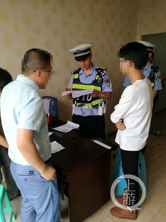 高三毕业生找工作 交300后被告知每天干12小