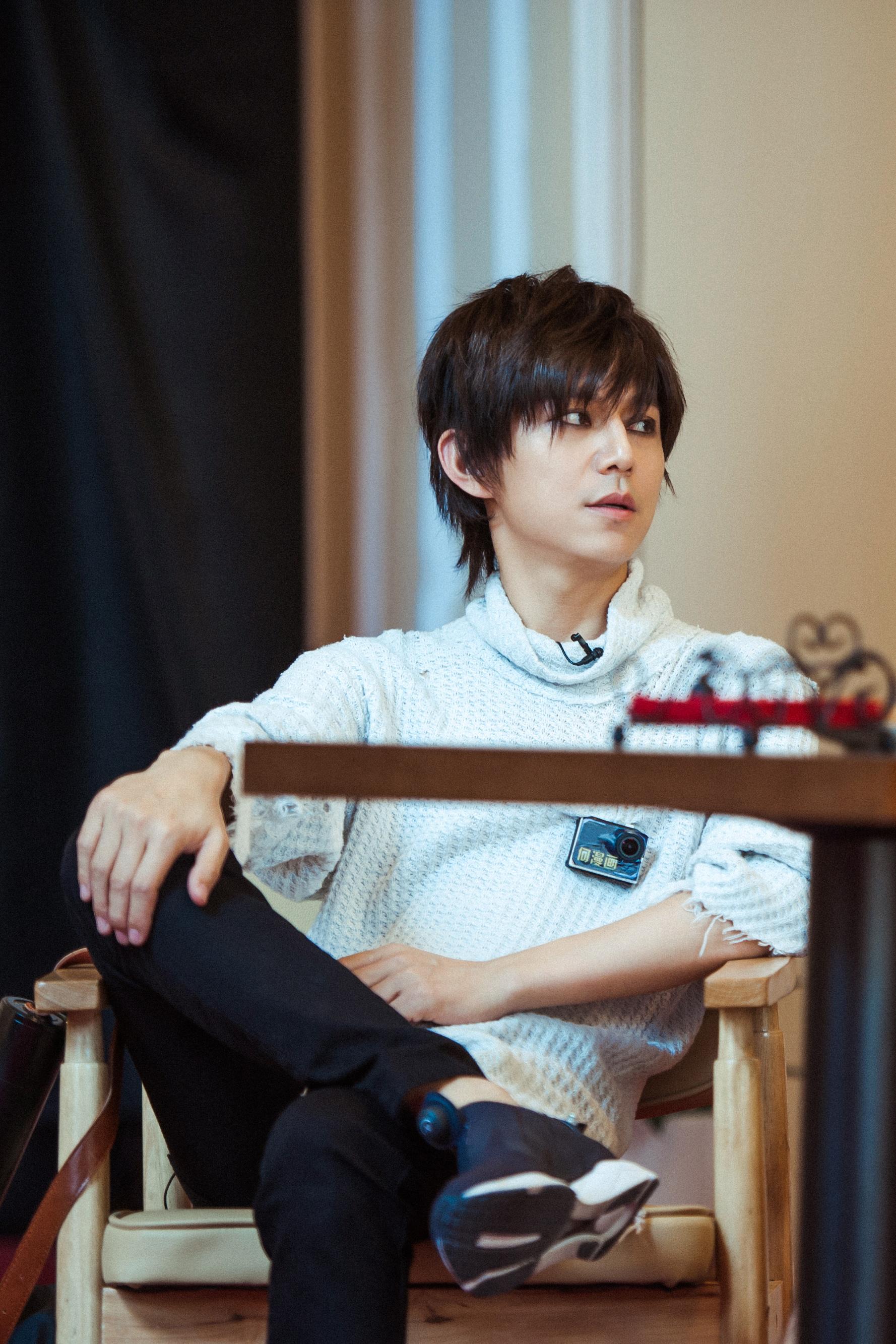 《明星大侦探3》何炅撒贝宁首战受挫 惨变连体婴-东北网娱乐-东北网