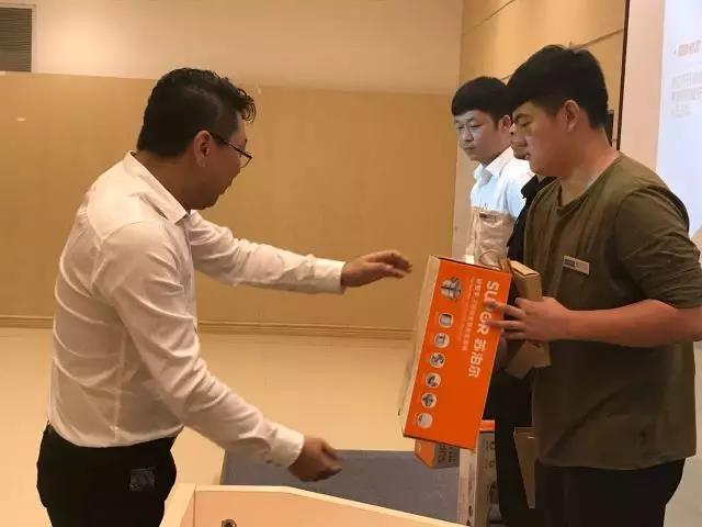 口碑为王 走进红星美凯龙哈西商场服务明星评