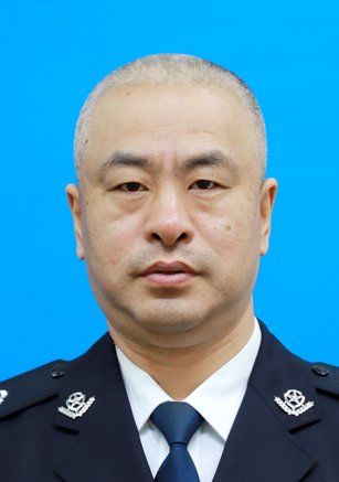 副市长 市公安局局长 孙沿国市一级巡视员 刘野